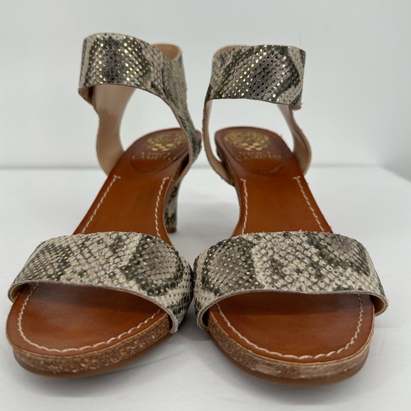 NWOT Vince Camuto Snake Print Metallic Velcro Sandals - Picture 4 of 12